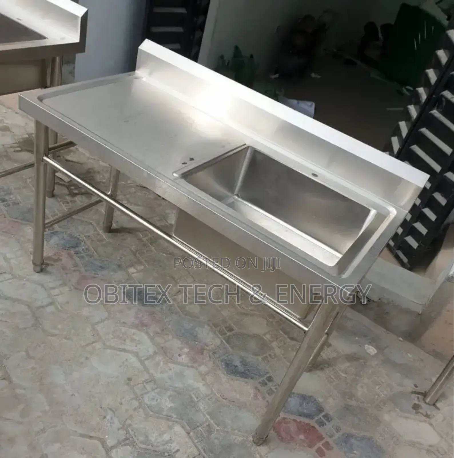 Single Stainless Steel Sink With Side Drainboard