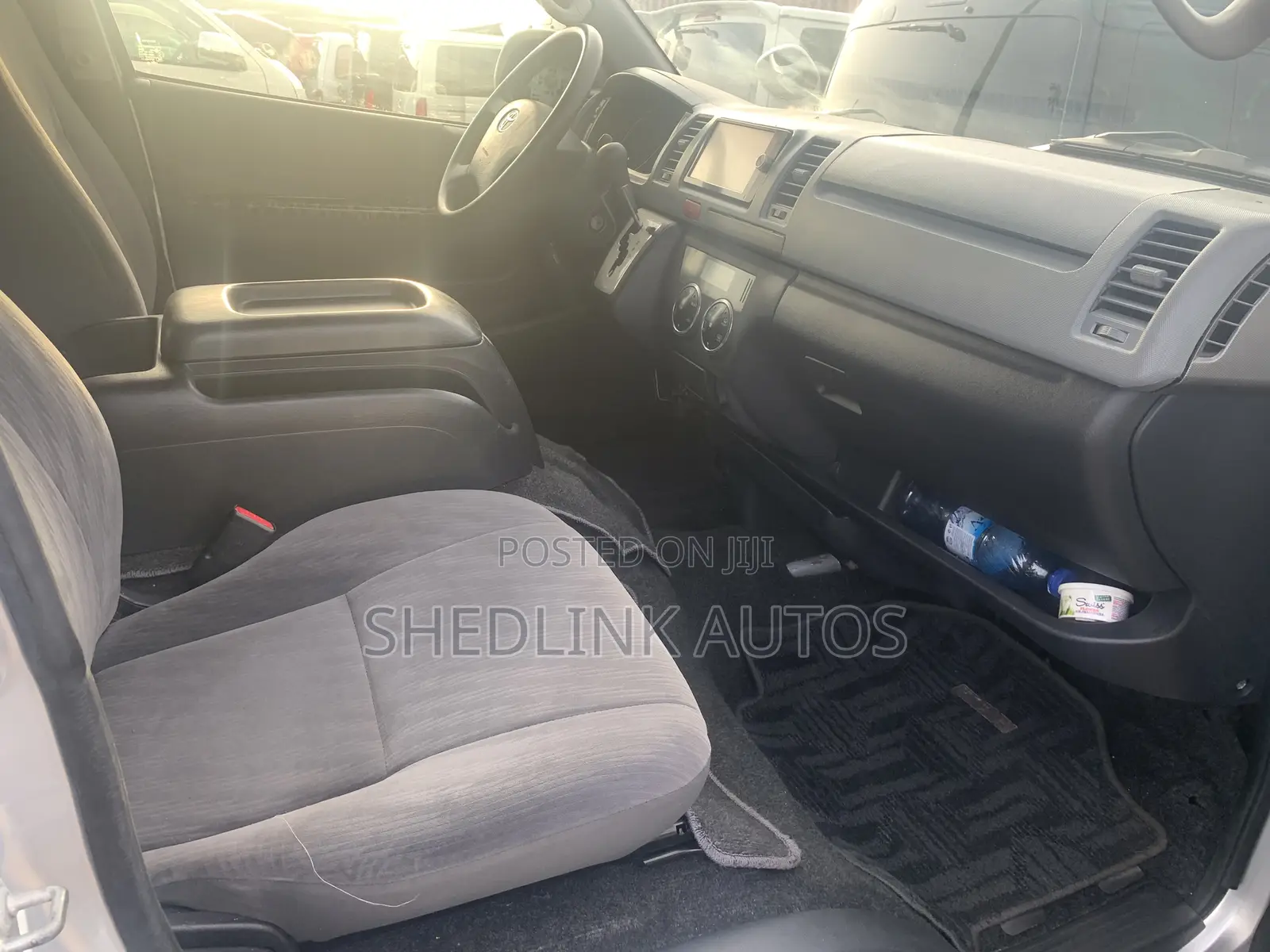 Toyota HiAce 2012 Grey