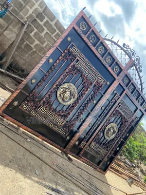 Executive Gate Design Front and Back