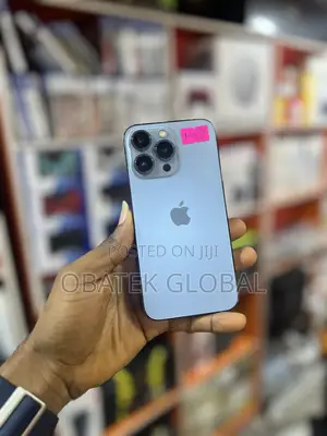 Photo - Apple iPhone 13 Pro 128 GB Blue