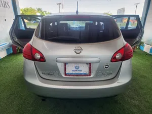 Photo - Nissan Rogue 2009 Silver