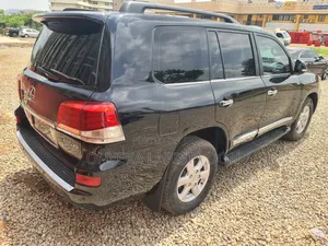 Photo - Lexus LX 570 2008 Black