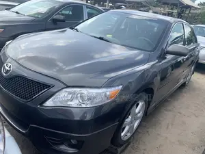 Toyota Camry 2.4 SE Automatic 2008 Gray