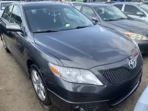 Toyota Camry 2.4 SE Automatic 2008 Gray