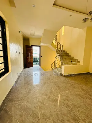 4bdrm Block of Flats in Ocean Parade Towers, Banana Island for rent