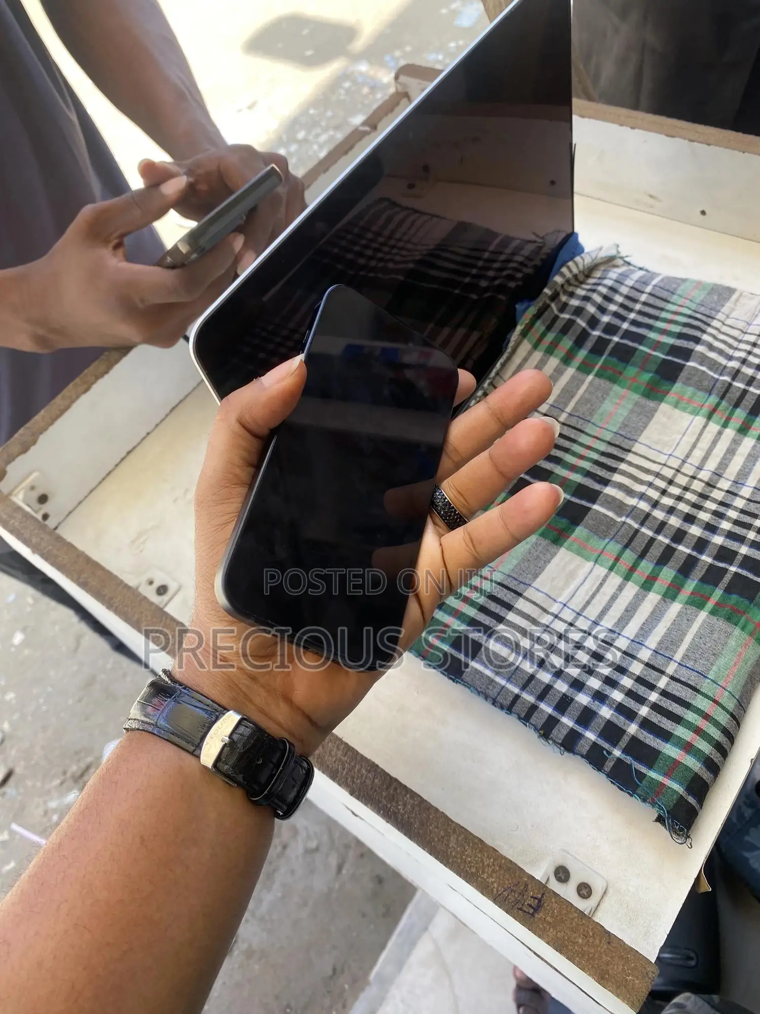 Apple iPhone 15 128 GB Black