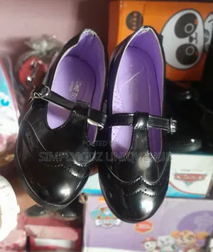 Girl's Patent School Shoe(Size 31-36)