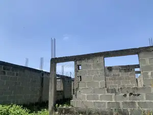 8bdrm Block of Flats in Ijeododo, Ikotun/Igando for sale
