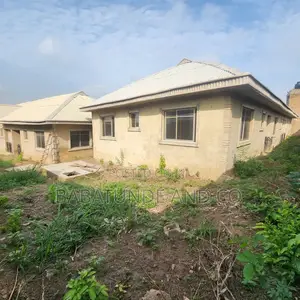 2bdrm Bungalow in Kasumun Estate, Akala Express for sale