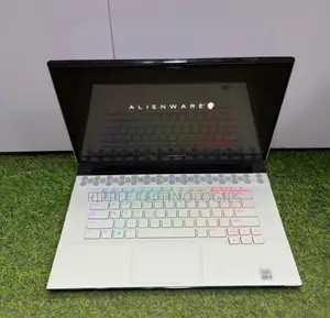 Photo - Laptop Dell Alienware M15 32GB Intel Core I9 SSD 1T