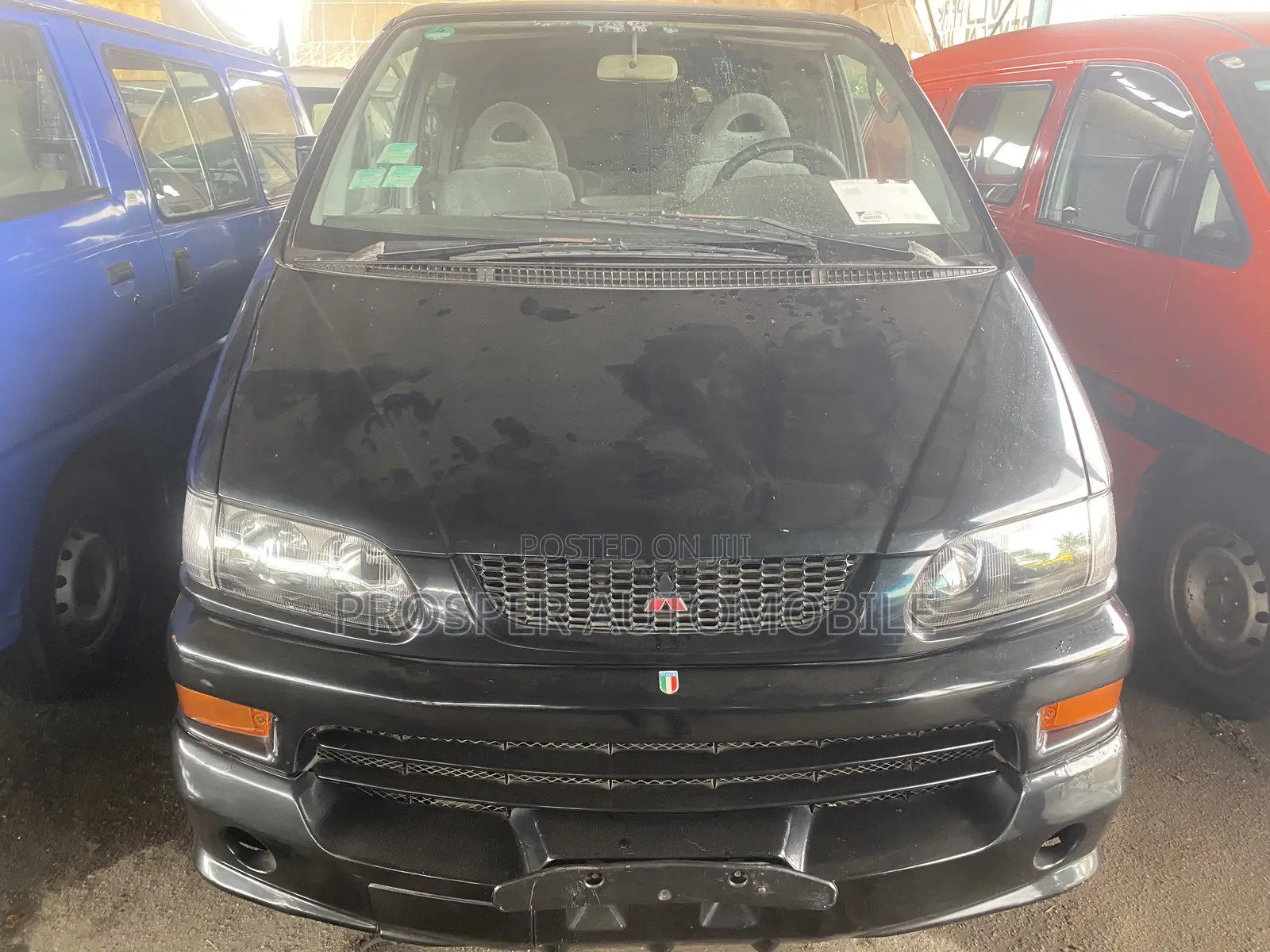 Mitsubishi Space Gear 2007 Black