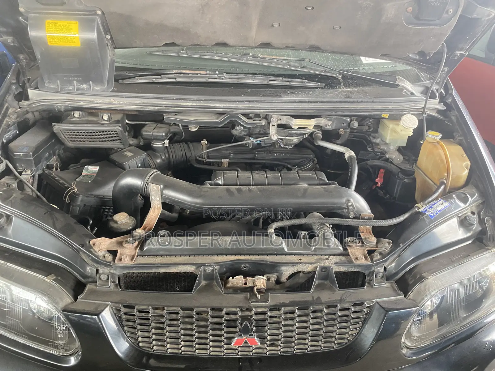 Mitsubishi Space Gear 2007 Black