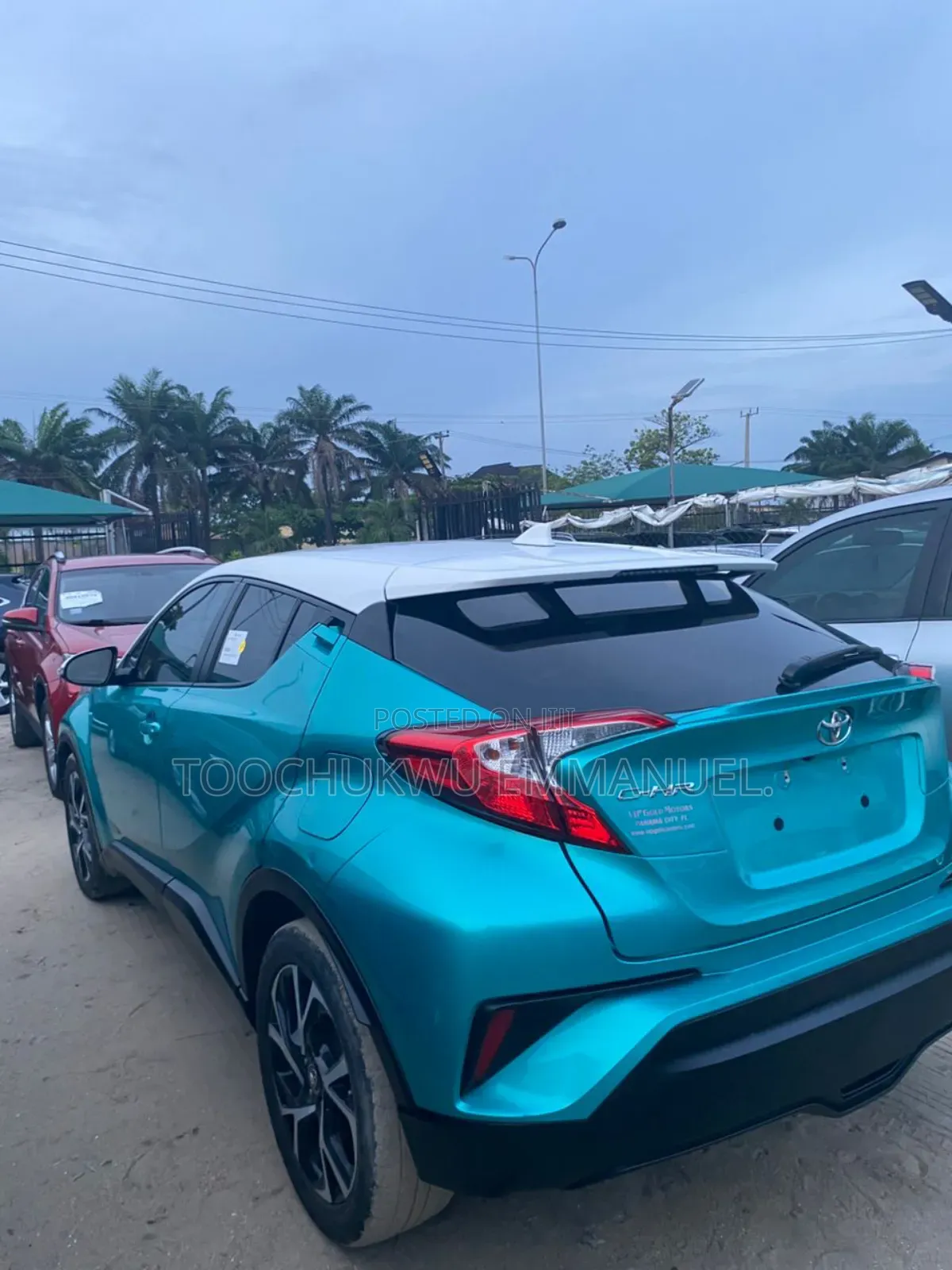 Toyota C-HR XLE FWD Sport Utility (2.0L 4cyl 2AM) 2018 Green