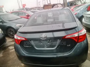 Toyota Corolla LE 4dr Sedan (1.8L 4cyl CVT) 2015 Gray