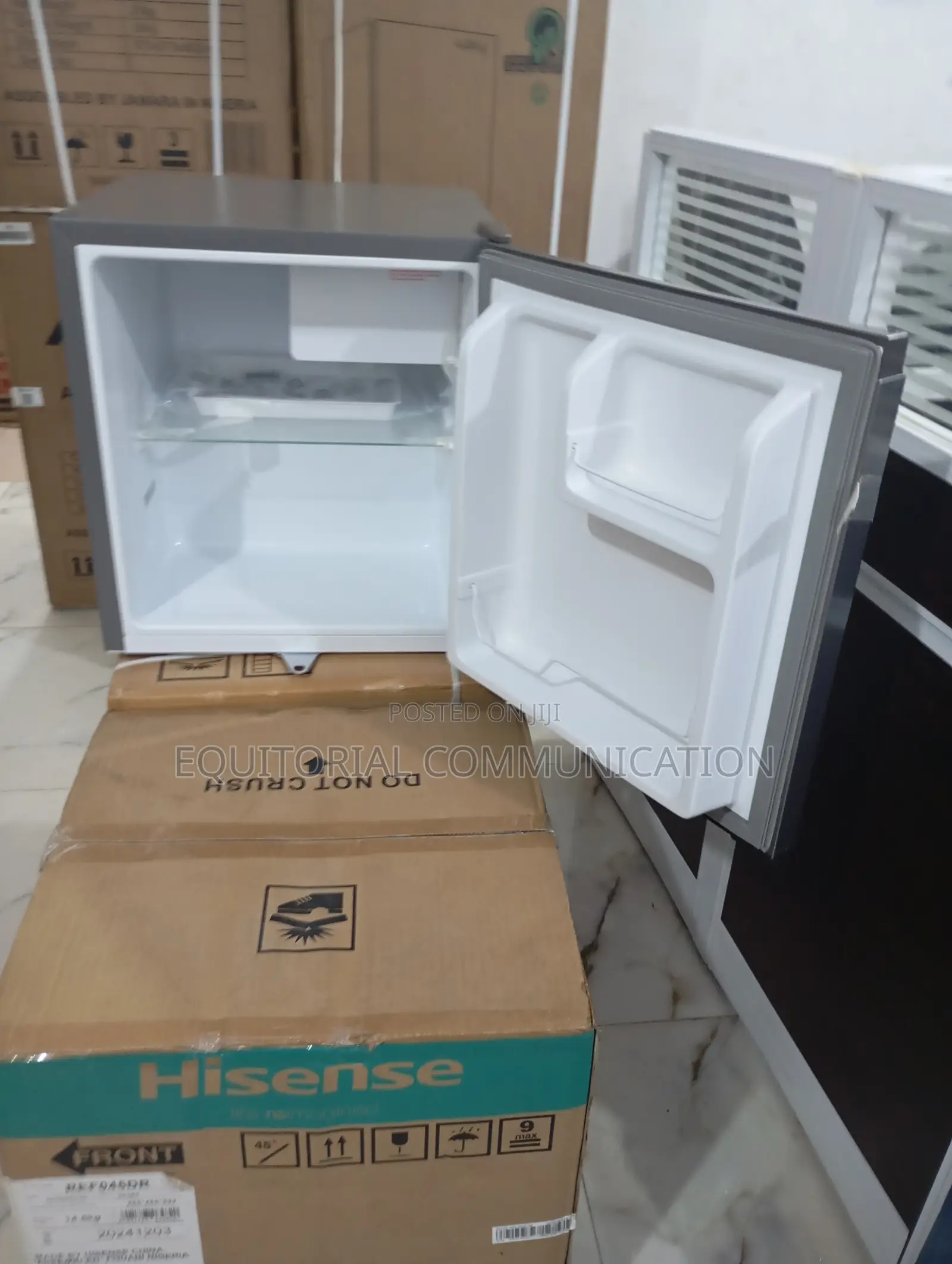Hisense 45l Compact Fridge With Modern Look – Ref045dr