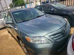Toyota Camry 2011 Blue