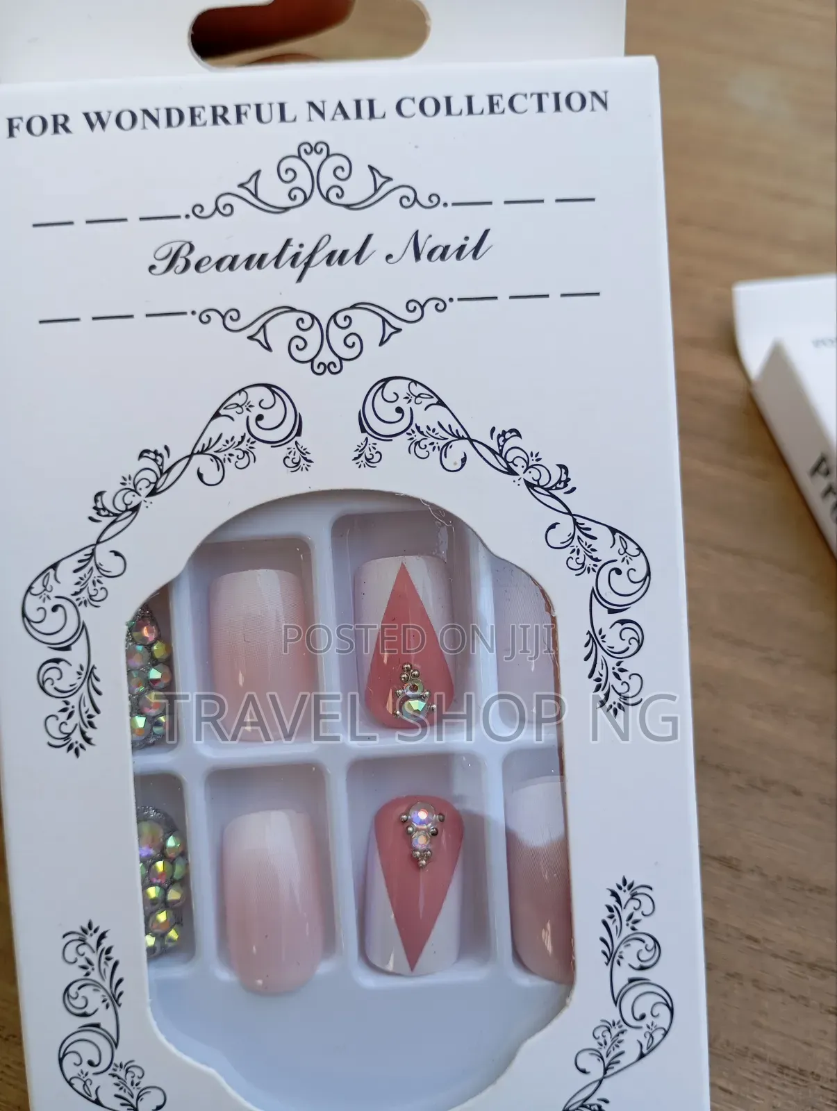 Press-on Nails With Jelly Glue | Gorgeous Designs
