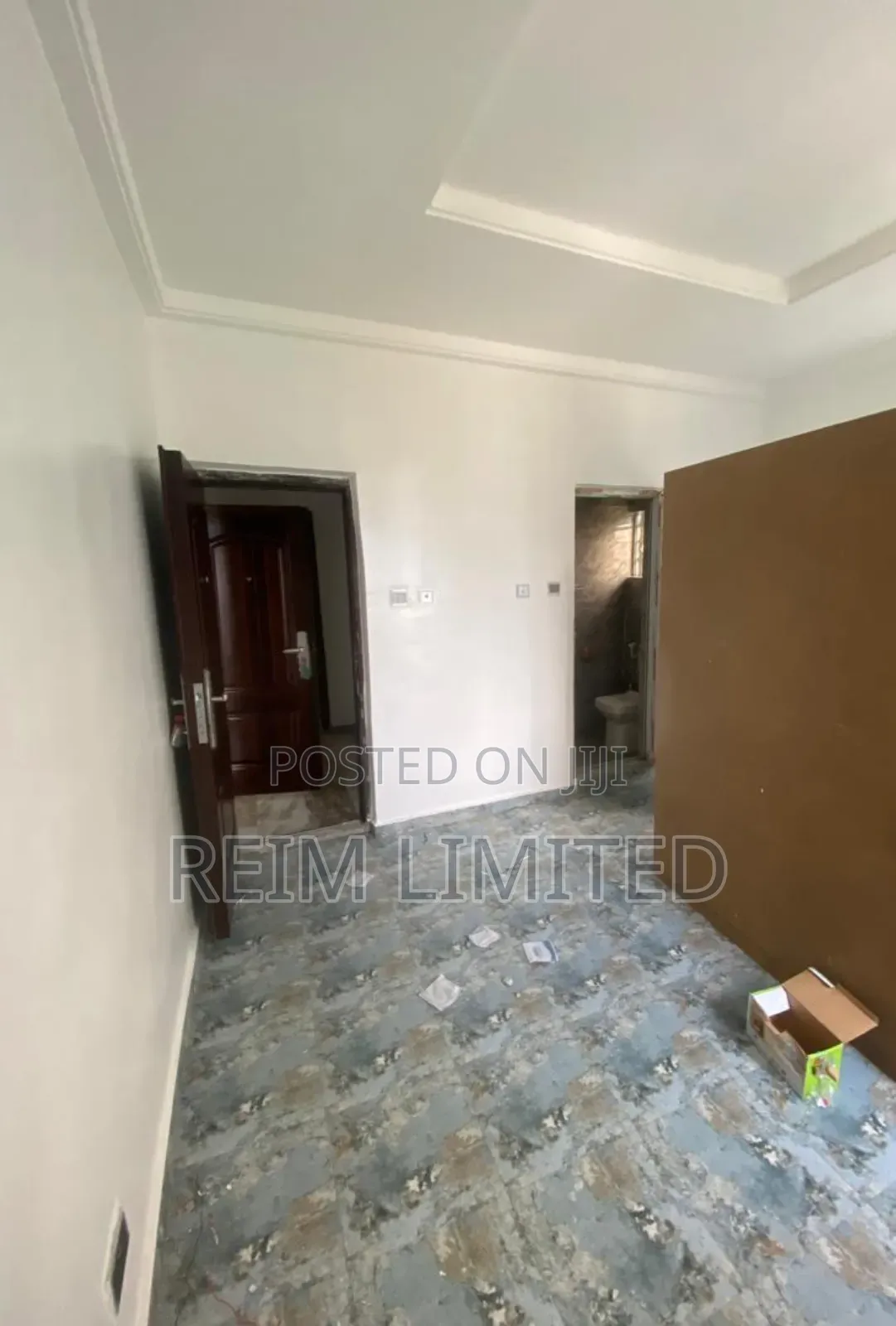 2bdrm Apartment in Omorogor Street, Warri for rent