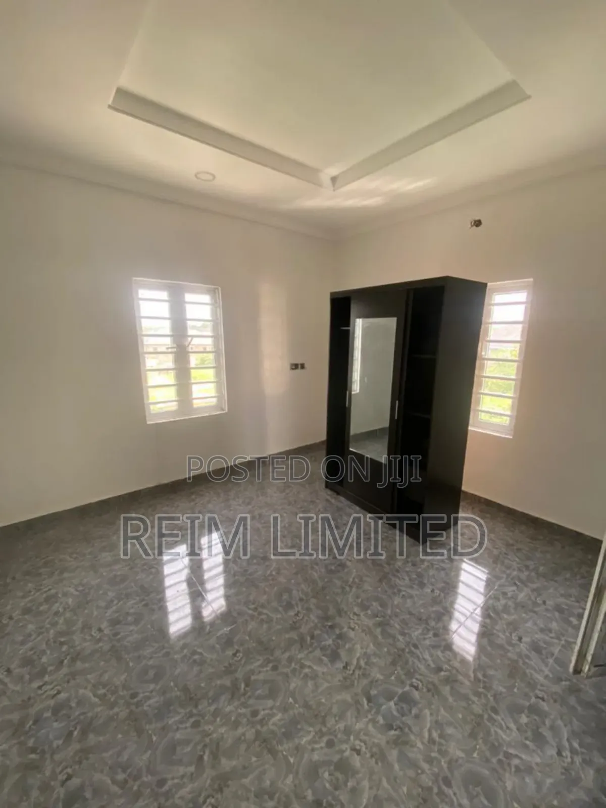 2bdrm Apartment in Omorogor Street, Warri for rent