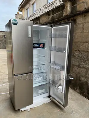 Hisense Rs87ws 634l Side-by-Side Fridge –Spill-Proof Shelves