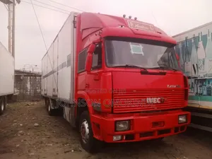 Iveco 8tyres 40ft