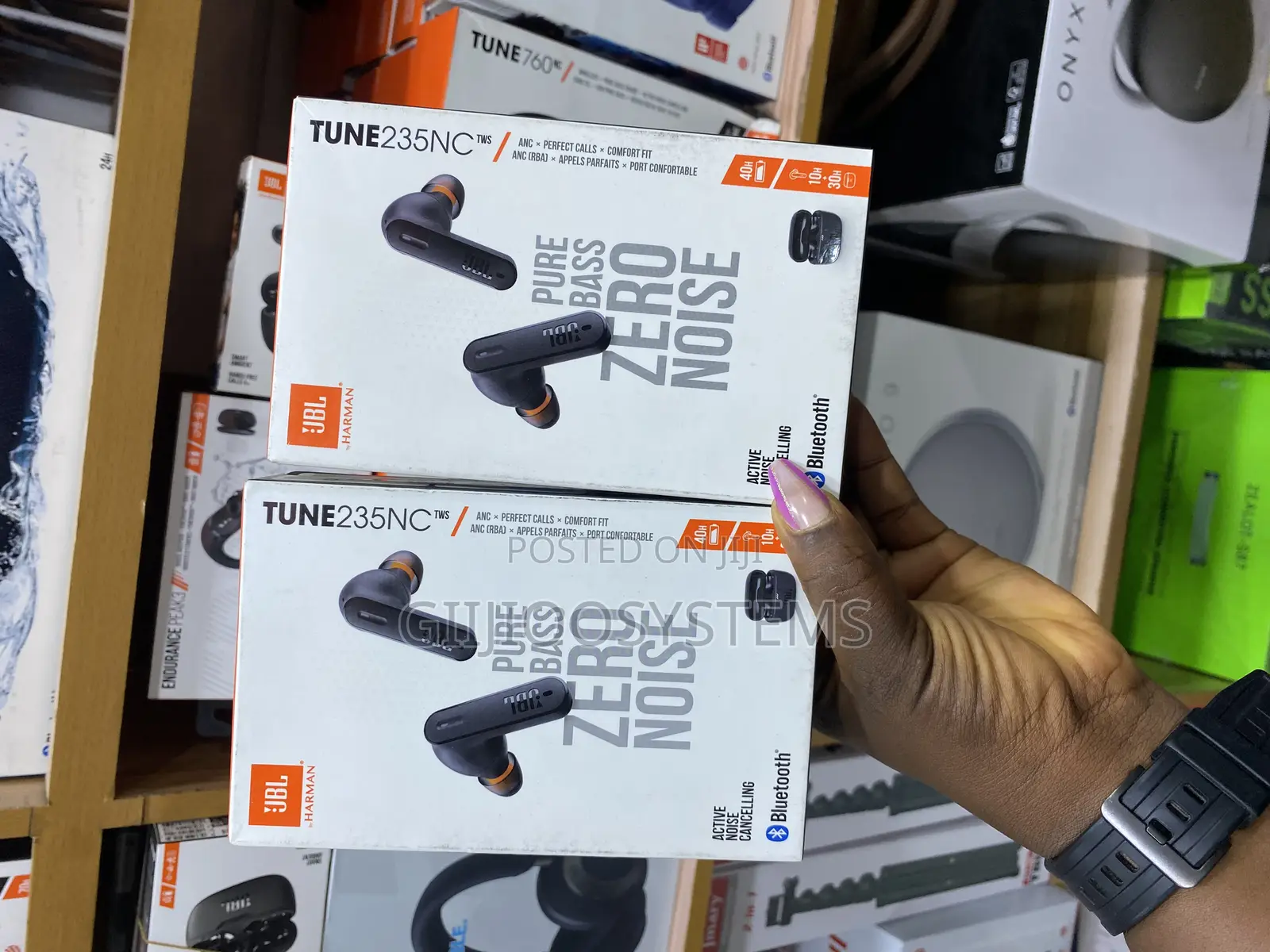 JBL Tune 325nc