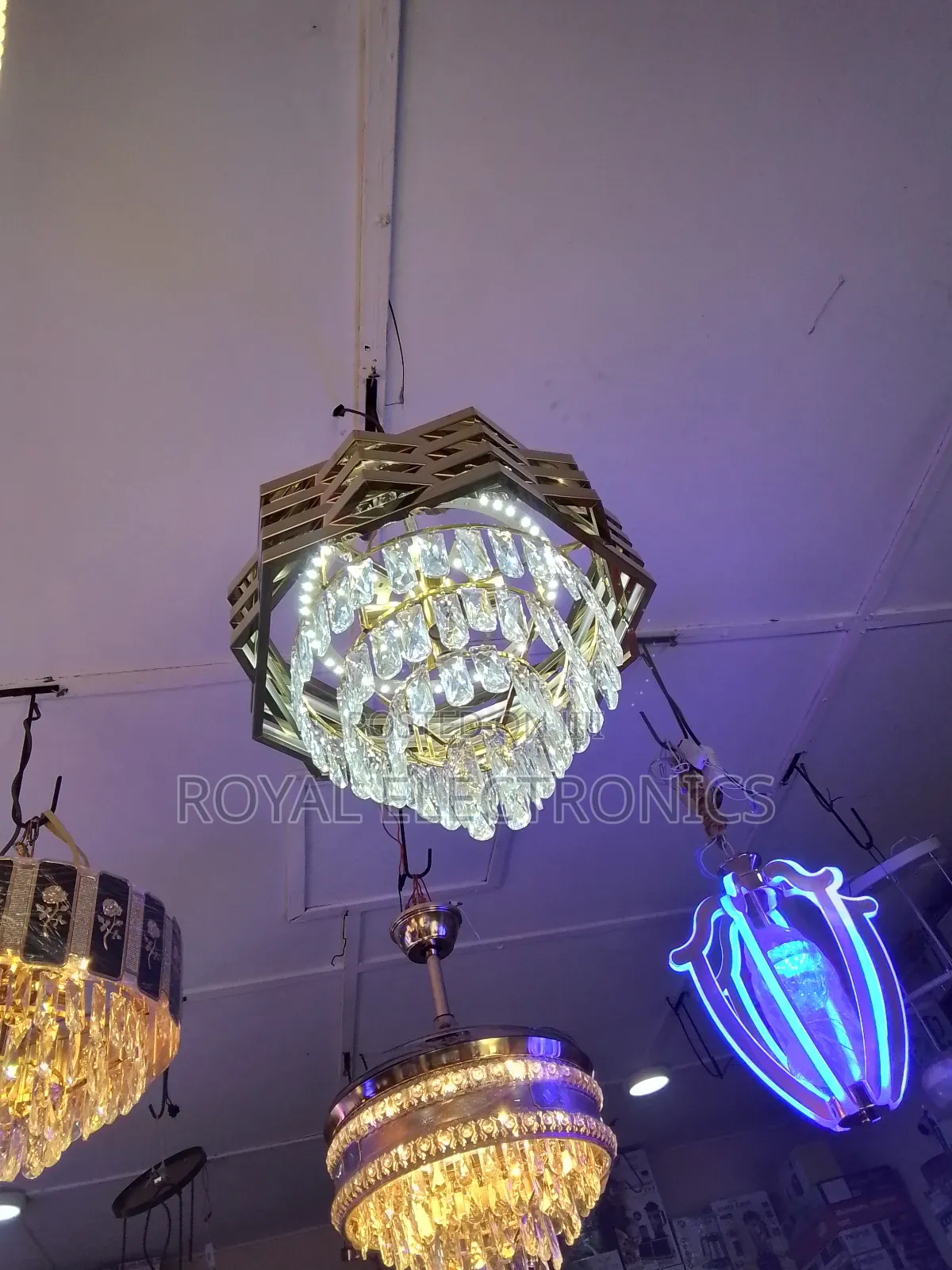 Classic Crystal Dropping Led Chandelier