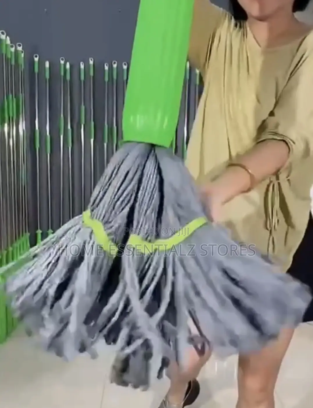 Pull and Dry Mop Stick