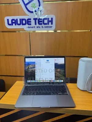 Laptop Apple MacBook Pro 2020 M1 8GB Apple M1 SSD 256GB