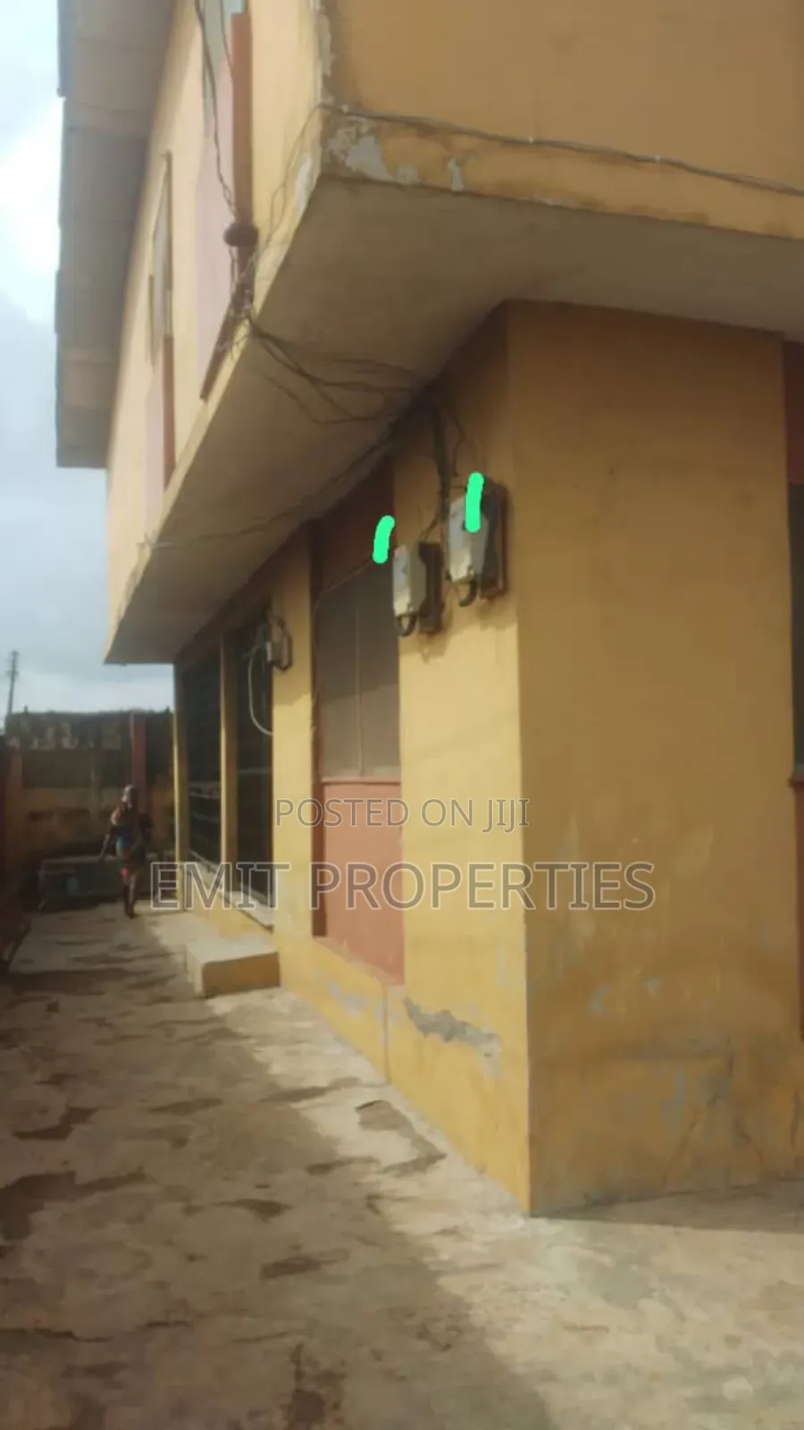 3bdrm Block of Flats in Ado-Odo/Ota for sale