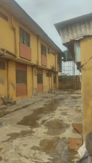 3bdrm Block of Flats in Ado-Odo/Ota for sale