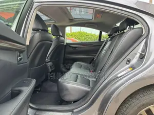 Lexus ES 350 FWD 2013 Gray
