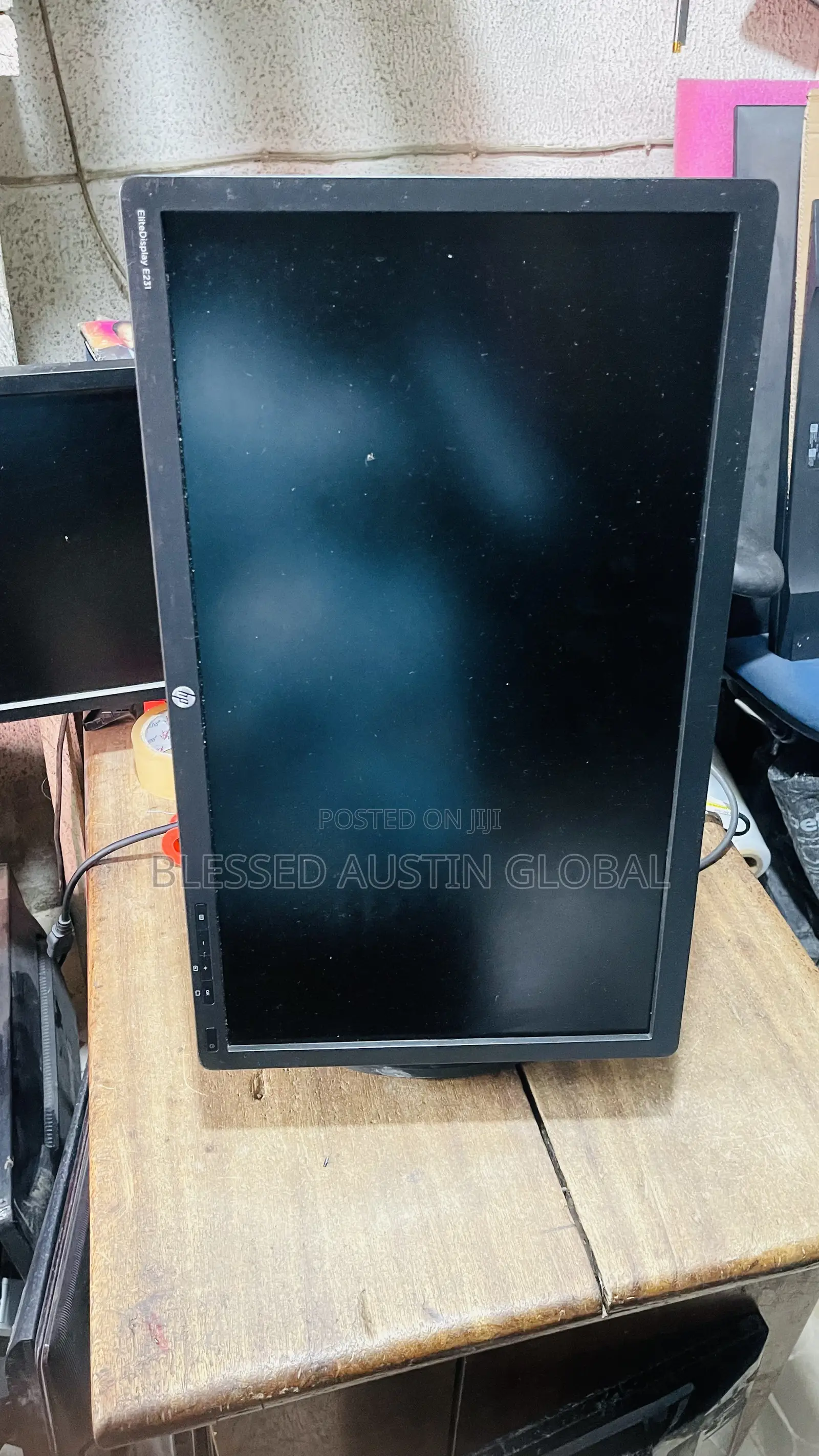 23 Inches Hp Monitor