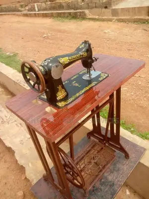 Original Supreme Sewing Machine