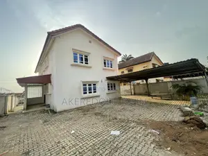 4bdrm Duplex in Maitama for sale