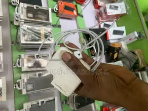 Original Macbook Air 2010-15 Charger