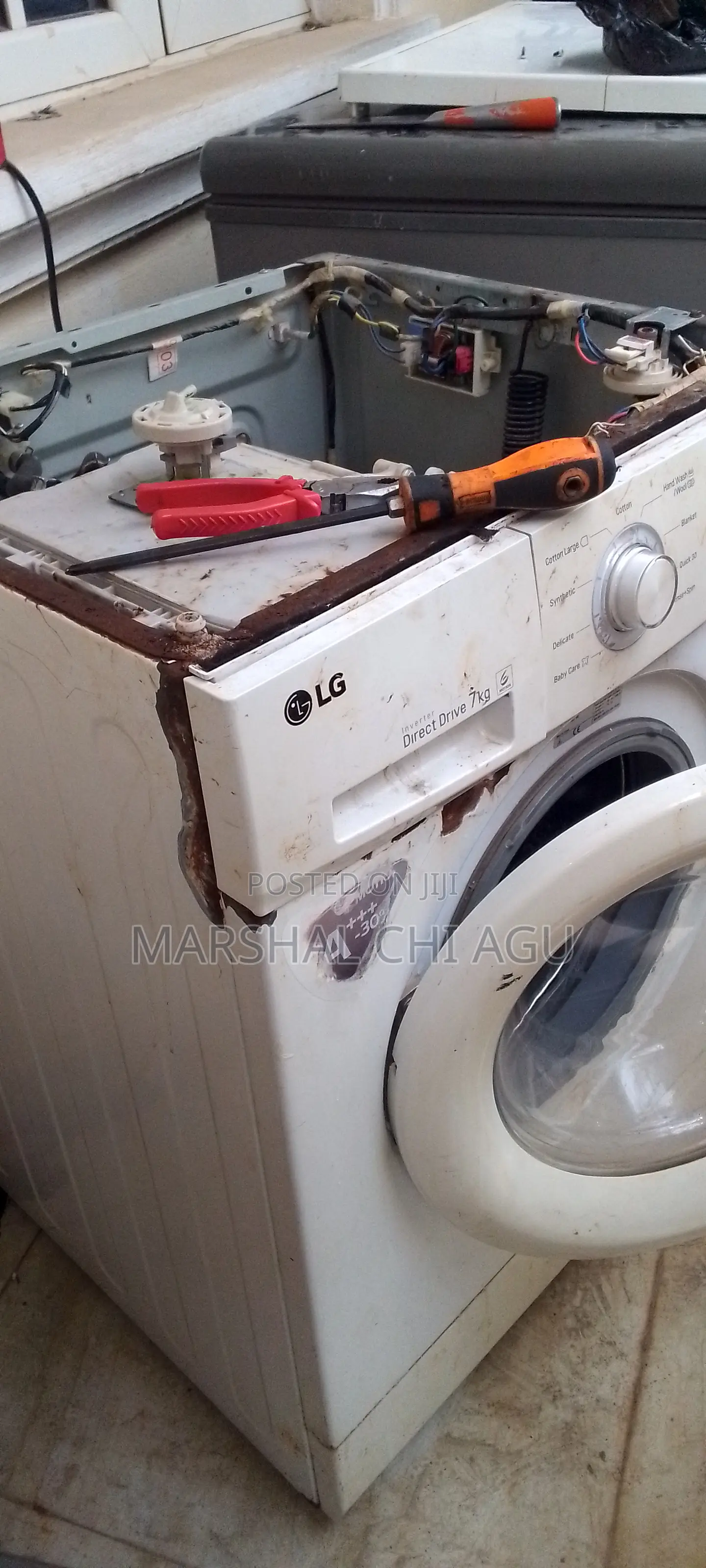 Repairs Washing Machine