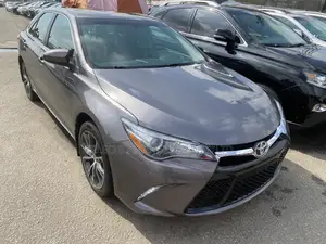 Toyota Camry XSE 4dr Sedan (2.5L 4cyl 6A) 2015 Gray