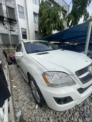 Mercedes-Benz M Class 2009 White