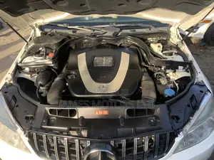 Mercedes-Benz C300 2011 Black