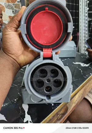 Female 125a 5pin Industrial Sucket Abb Mounting Type