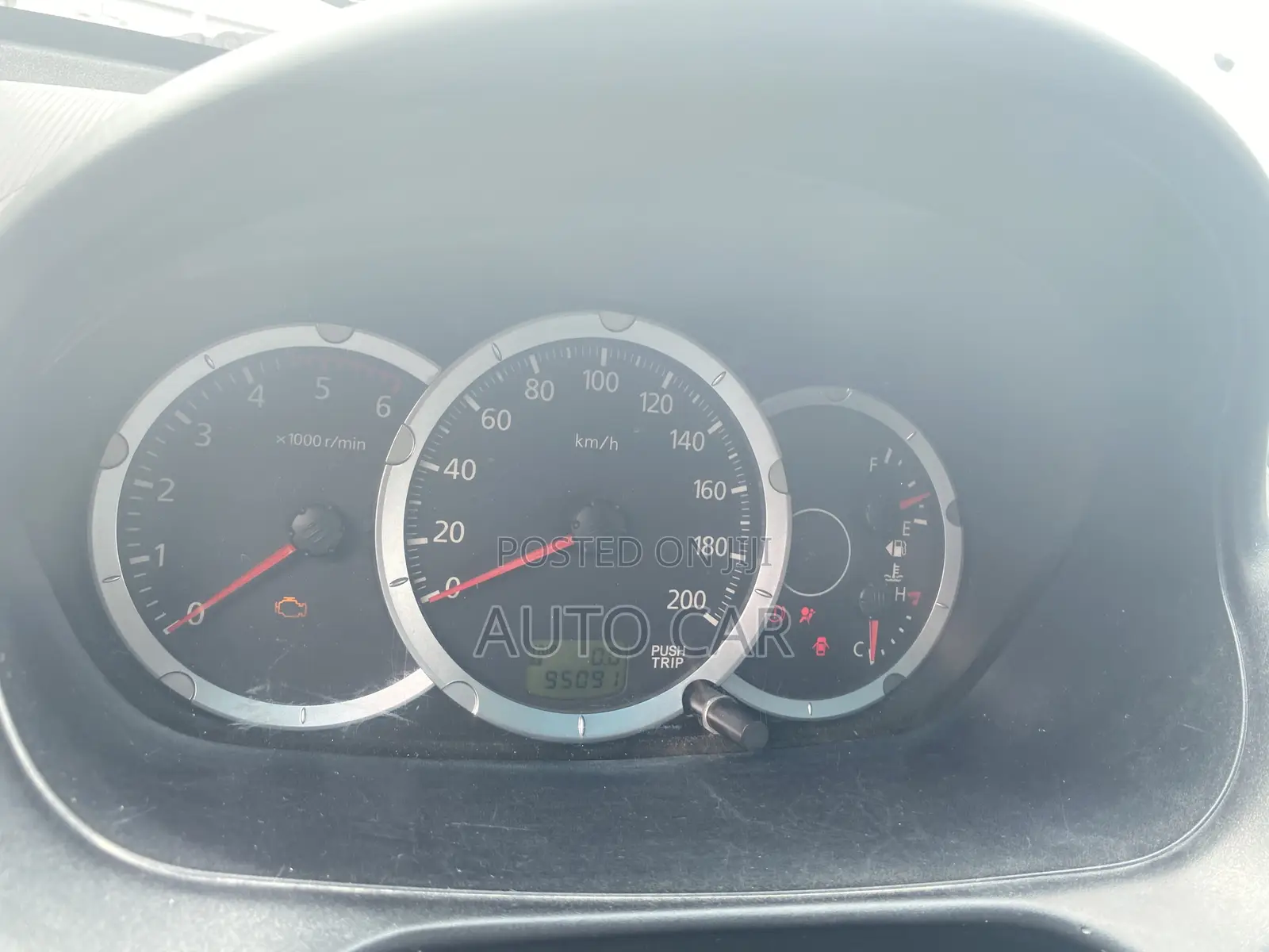 Mitsubishi L200 2013 White