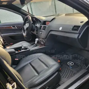 Mercedes-Benz C300 Sport 4Matic Sedan AWD (3.0L 6cyl 7A) 2010 Black