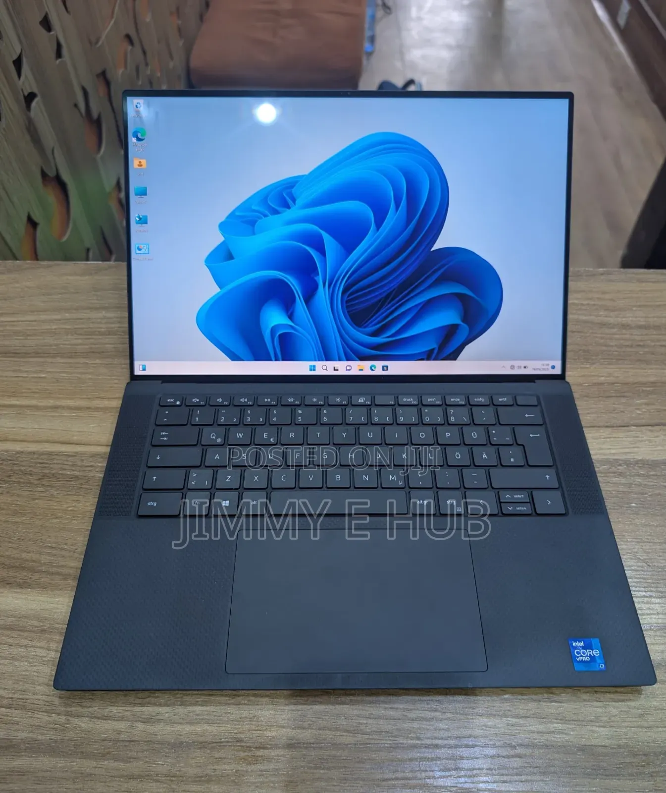New Laptop Dell 16GB Intel Core I7 SSD 512GB