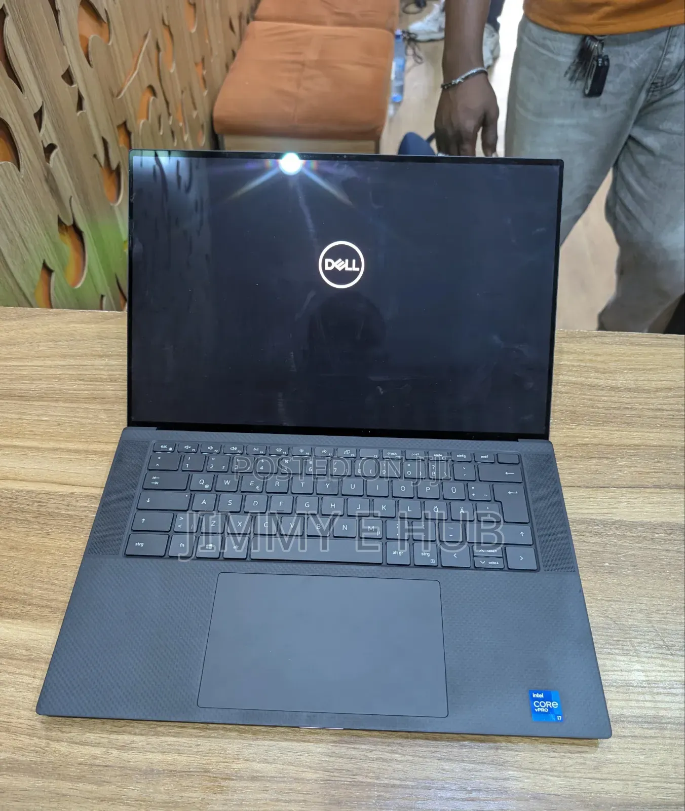 New Laptop Dell 16GB Intel Core I7 SSD 512GB