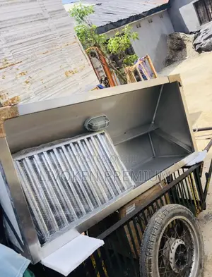 Kitchen Hood 5ft With Fan