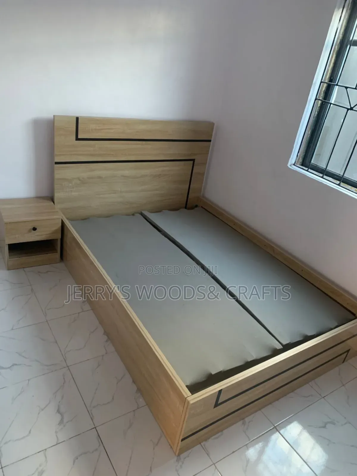 4half By 6ft Bedframe