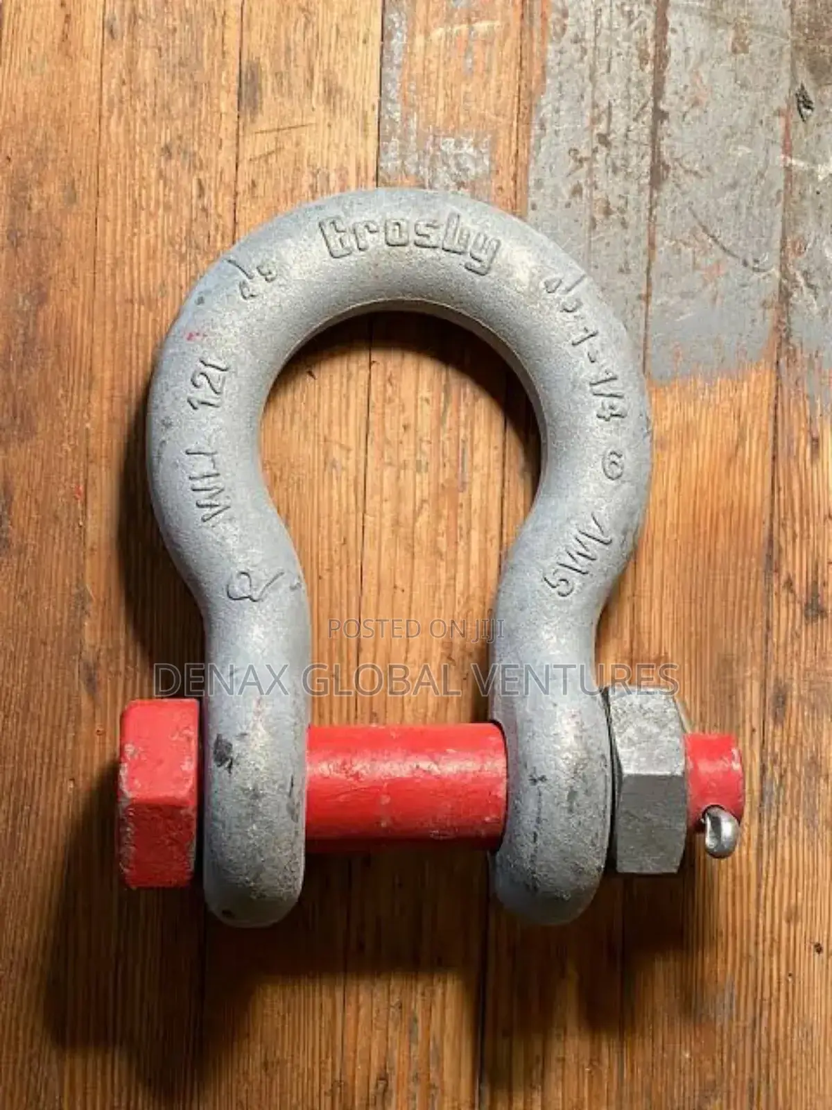 Shackles Crosby (Different Sizes)