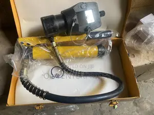 Hydraulic Clamp Tool