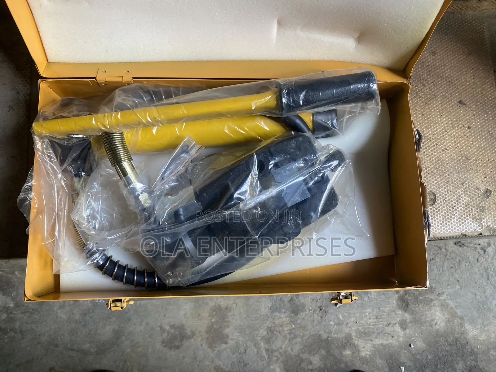Hydraulic Clamp Tool
